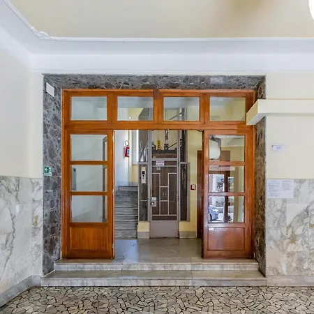 - Modern With Terrace! Apartment Cagliari